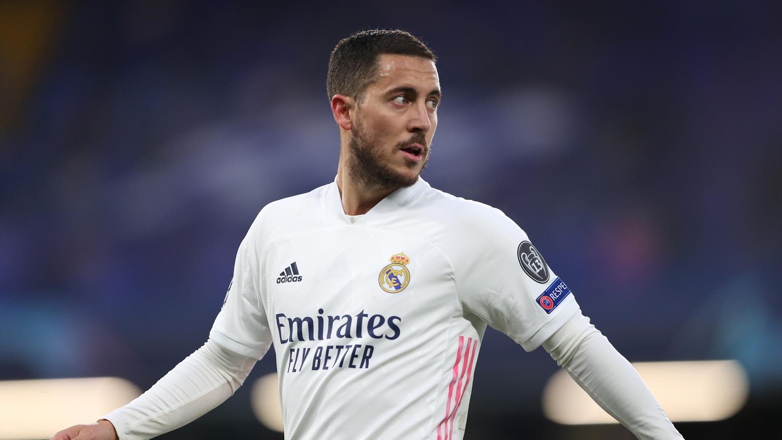 Hazard mới đá chính năm trận cho Real mùa này