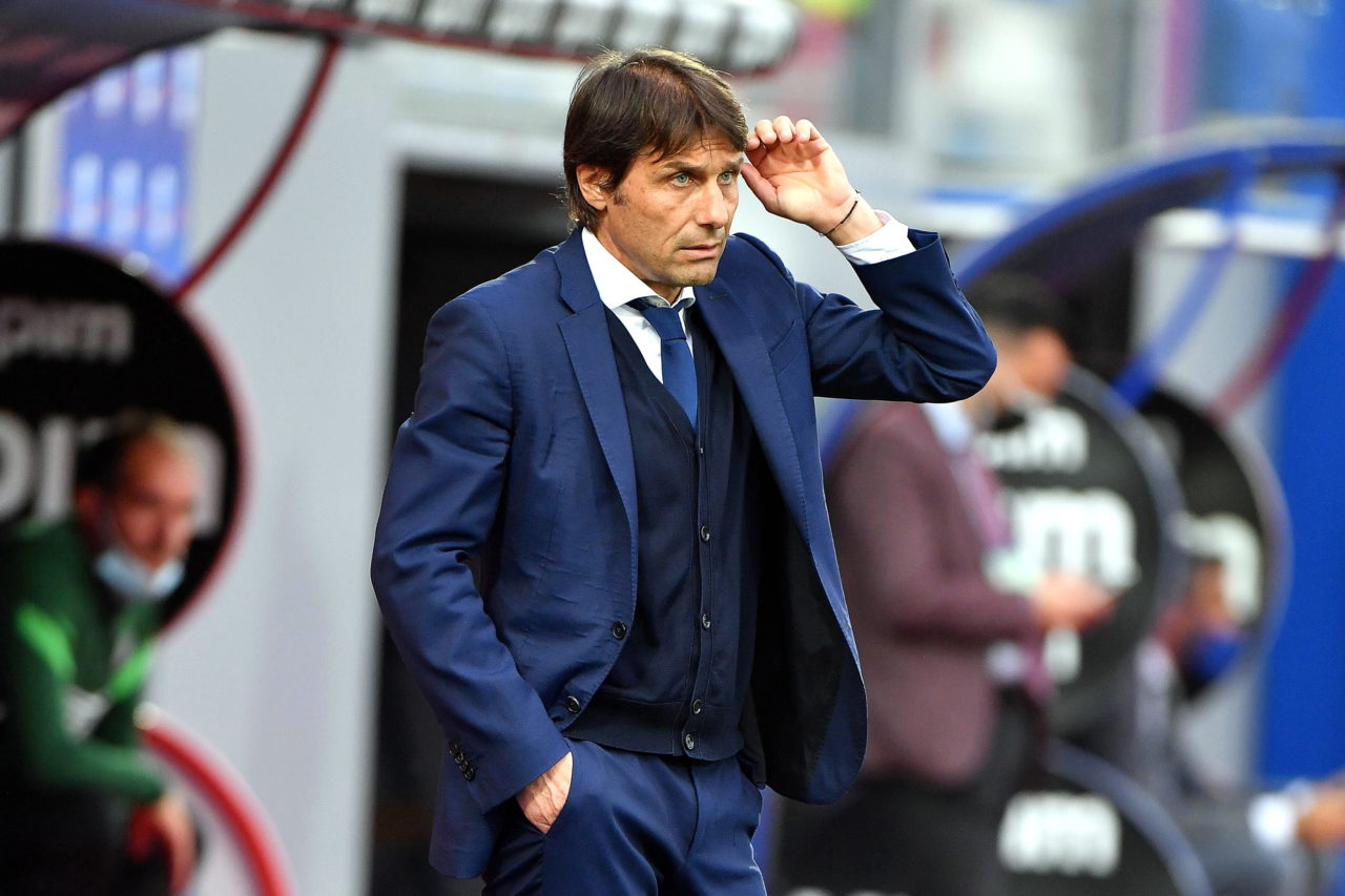 Conte từng vô địch Serie A cùng Juventus và Inter, đăng quang ở Ngoại hạng Anh